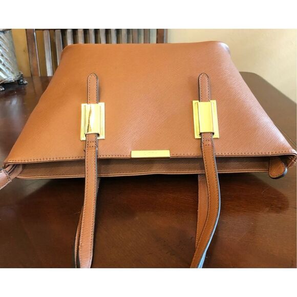 ALDO - EUC Brown Faux Leather Zippered-Top Shoulder Tote. Tailored & Structured - Picture 6 of 14